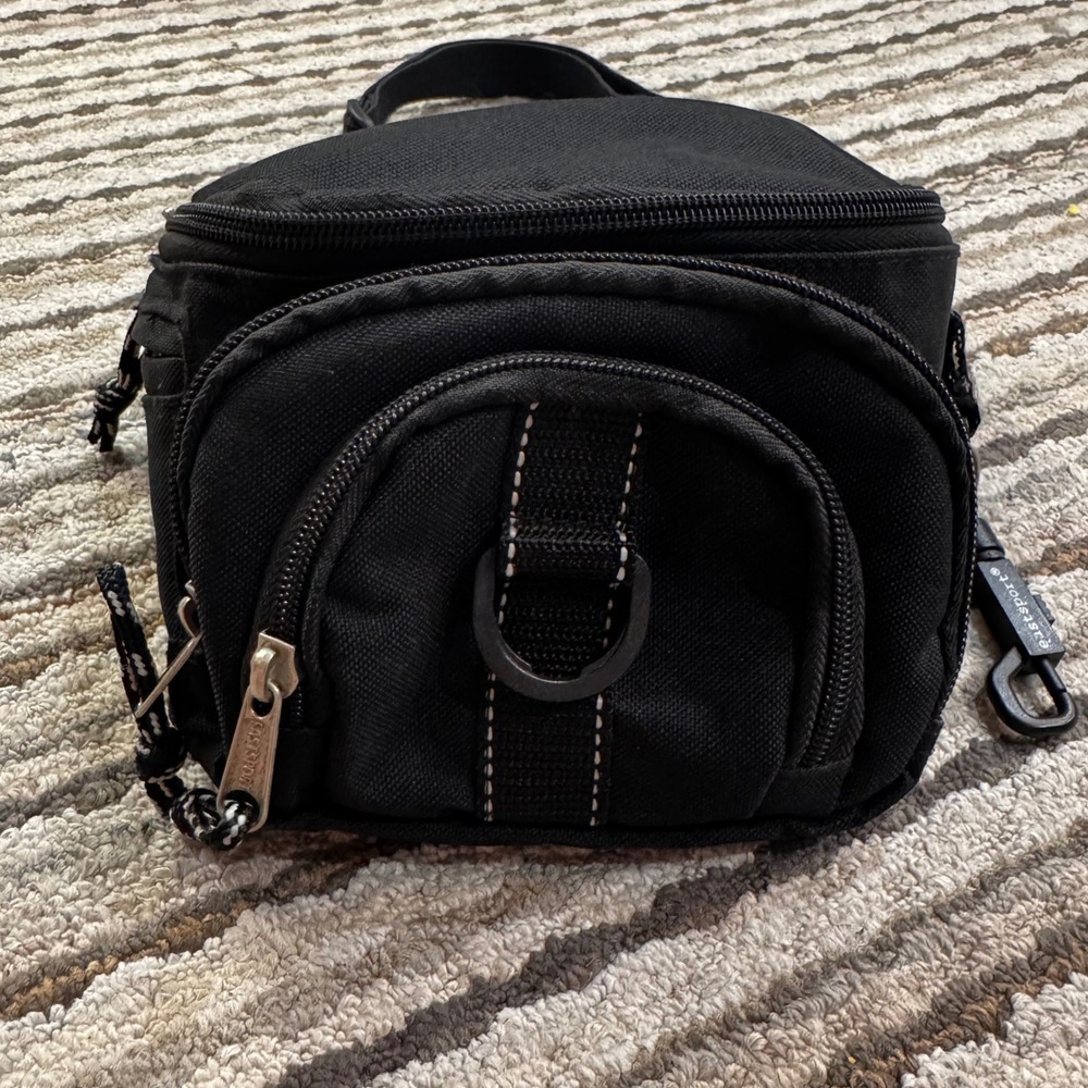 Eastport Black‎ Nylon Camera Bag Pouch Belt Bag Travel Organizer Photography
